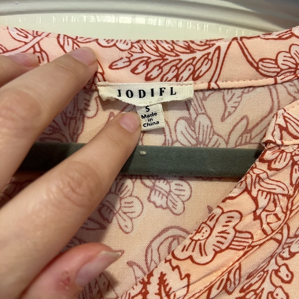 Floral Peasant Blouse - Picture 6 of 6